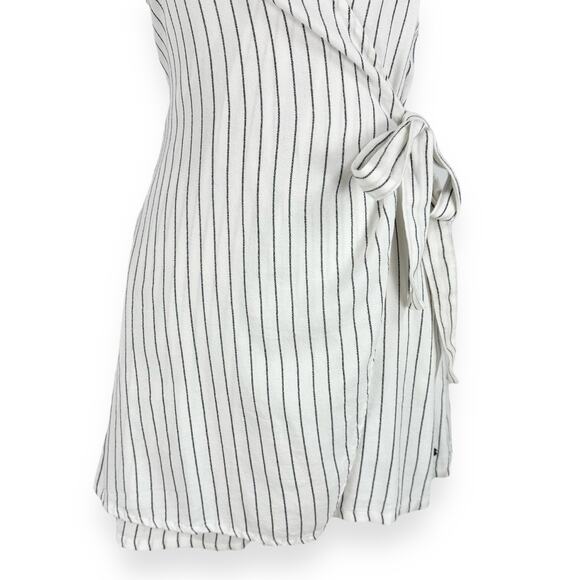 Roxy Women's Intense Sunrise Faux Wrap Romper Medium White Stripe - Picture 6 of 16